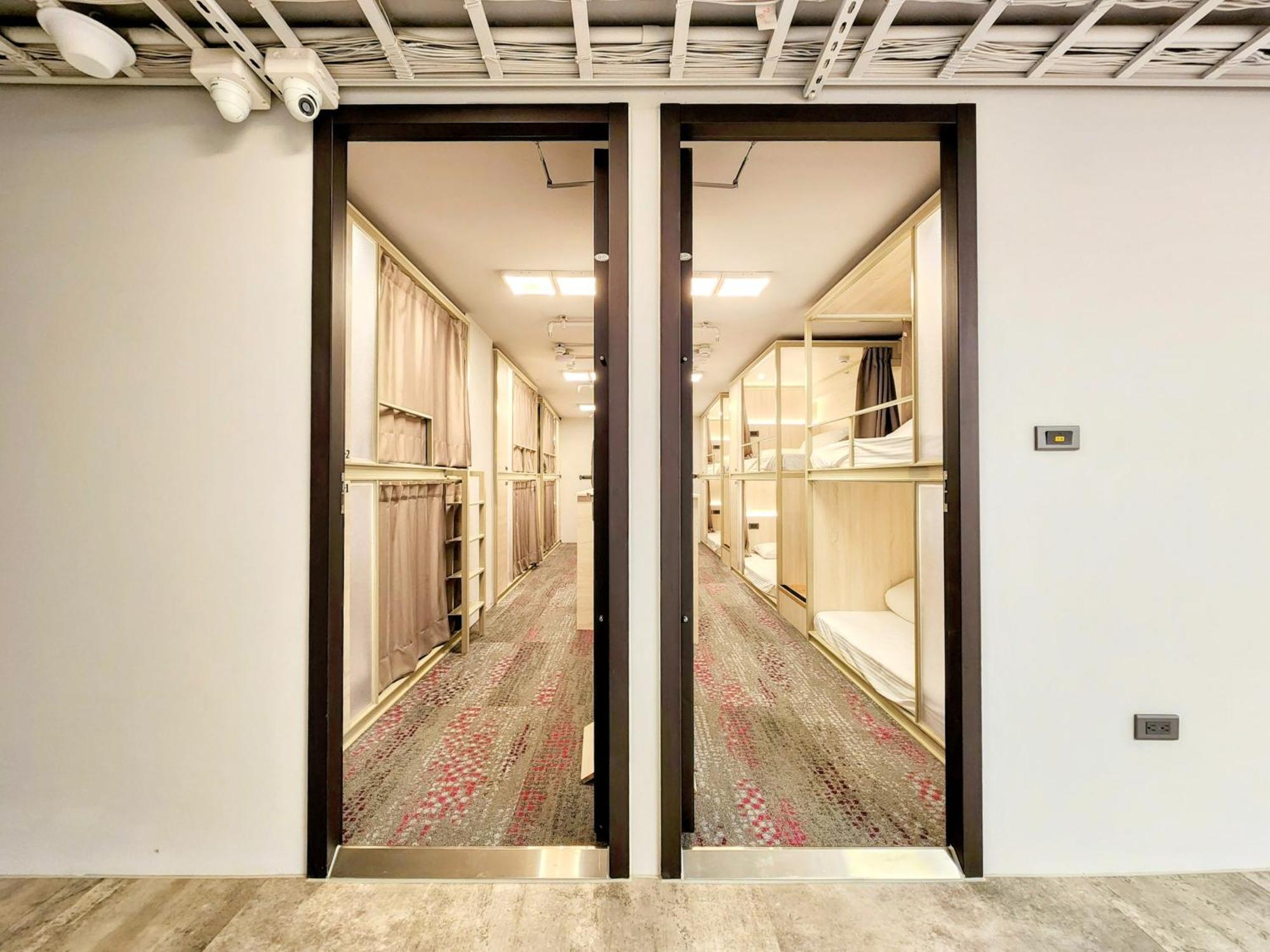 Just Live Hostel Taipei Exterior photo